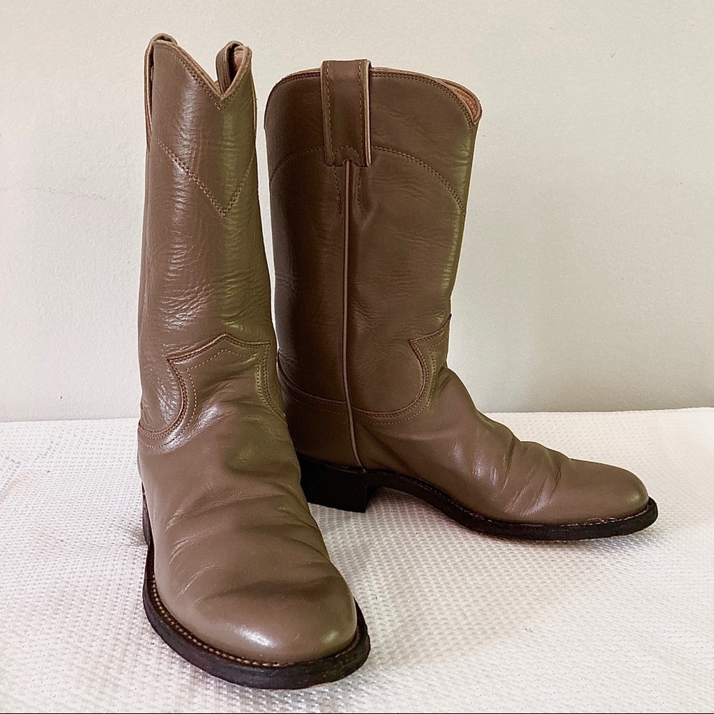 %100 leather Justin Boots Ladies Ropers in Taupe